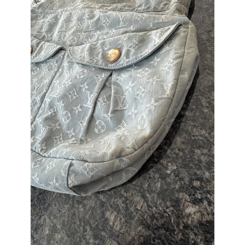 LOUIS VUITTON Louis Vuitton Monogram Denim Daily GM Shoulder Bag. Purse. Large - Picture 9 of 16